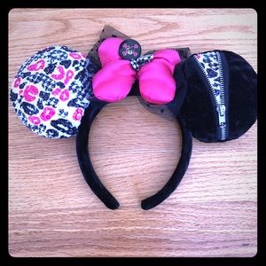Disney pirate Minnie headband